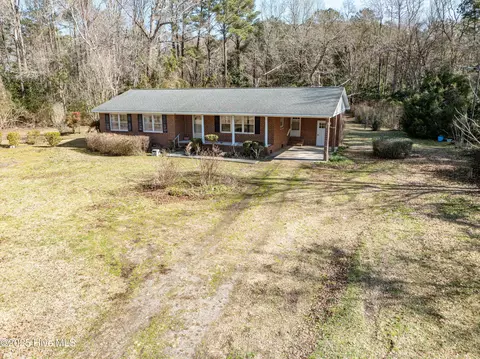233 Keel Rd, Grantsboro, NC 28529
