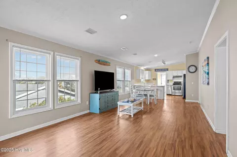 310 E Bogue Blvd, Atlantic Beach, NC 28512 photo 4