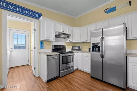 310 E Bogue Blvd, Atlantic Beach, NC 28512 photo 8