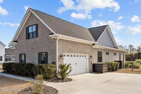692 Crown Pointe Dr, Hampstead, NC 28443 photo 35