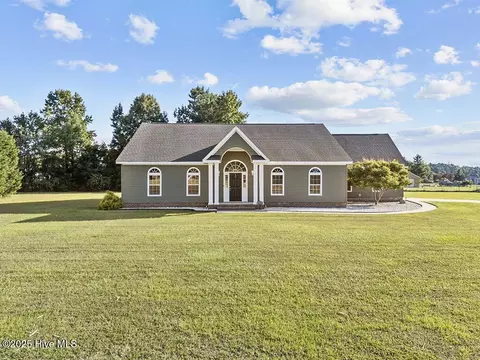102 Sky Vista Rd, Maple, NC 27956
