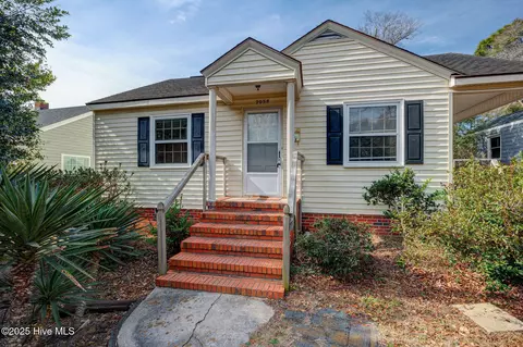 2058 Burnett Blvd, Wilmington, NC 28401