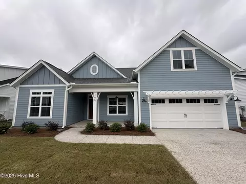 106 Coburn Ct, Hampstead, NC 28443