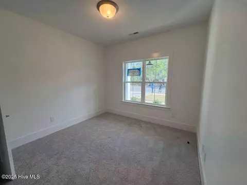 106 Coburn Ct, Hampstead, NC 28443 photo 11