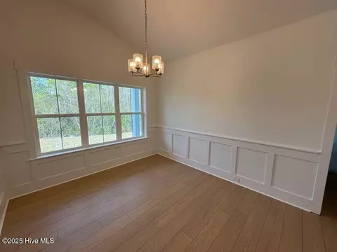 106 Coburn Ct, Hampstead, NC 28443 photo 6