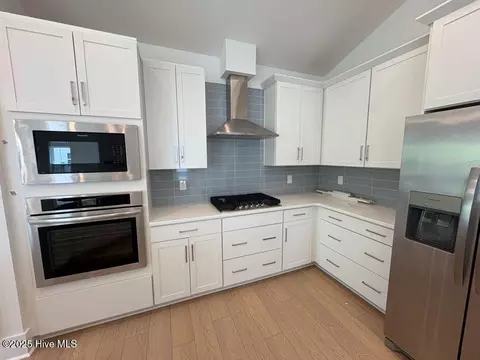106 Coburn Ct, Hampstead, NC 28443 photo 8