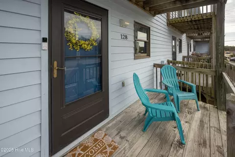 128 W Kitty Hawk Rd #B5, Kitty Hawk, NC 27949 photo 2