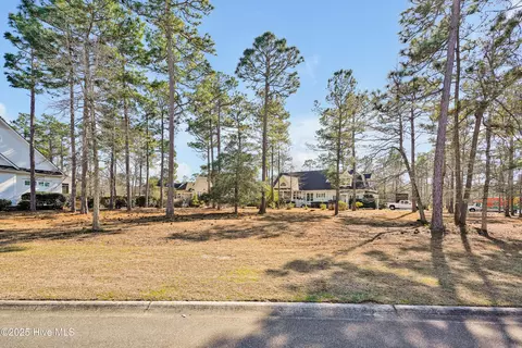487 Laurel Valley Dr, Shallotte, NC 28470