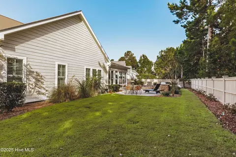 Exterior - 2933 Pullen Dr, Leland, NC 28451 photo 6 of 9