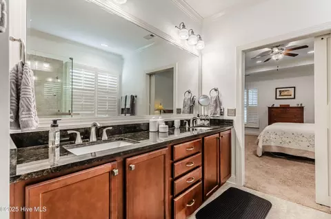 Bath - 2933 Pullen Dr, Leland, NC 28451 photo 1 of 4