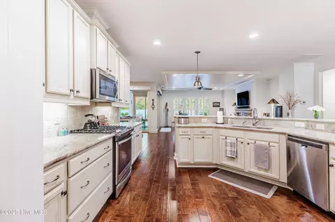 Kitchen - 2933 Pullen Dr, Leland, NC 28451 photo 3 of 6