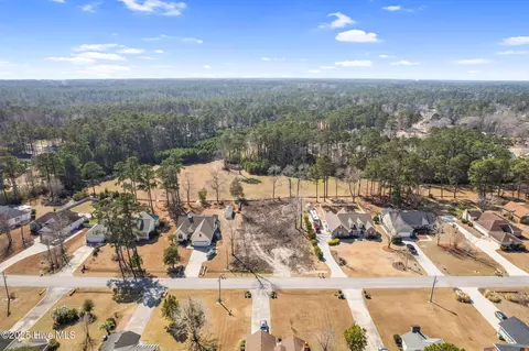 83 Country Club Dr, Shallotte, NC 28470
