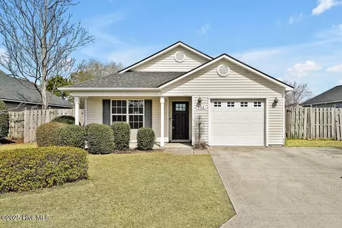 530 Montego Ct, Wilmington, NC 28411
