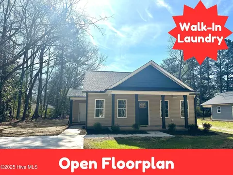 314 S Darden St, Kenly, NC 27542