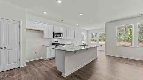 2006 Minnette Cir, New Bern, NC 28562 photo 16