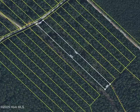 20 Sandy Point Rd, Scranton, NC 27875 photo 6