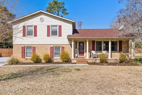 429 Bayshore Dr, Wilmington, NC 28411