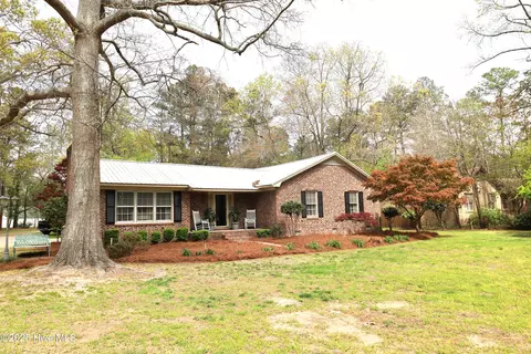 1426 Pocosin Rd, Winterville, NC 28590