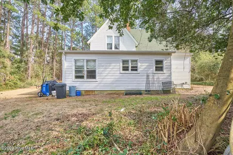 Exterior - 120 N Cherry St, Pinebluff, NC 28373 photo 7 of 11
