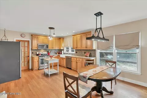 Kitchen - 120 N Cherry St, Pinebluff, NC 28373 photo 5 of 6