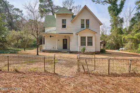 120 N Cherry St, Pinebluff, NC 28373