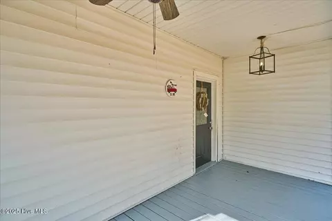 Exterior - 120 N Cherry St, Pinebluff, NC 28373 photo 5 of 11