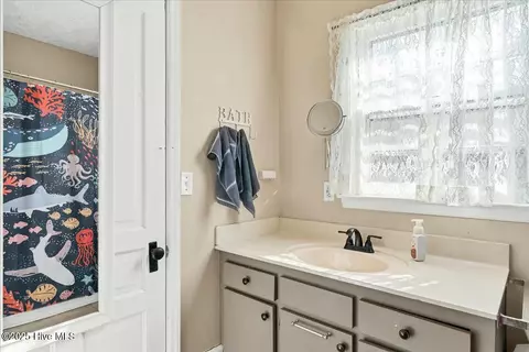 Bath - 120 N Cherry St, Pinebluff, NC 28373 photo 2 of 7