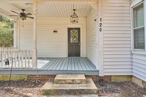 Exterior - 120 N Cherry St, Pinebluff, NC 28373 photo 6 of 11