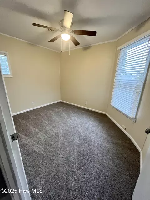415 W Chowan St, Kill Devil Hills, NC 27948 photo 10