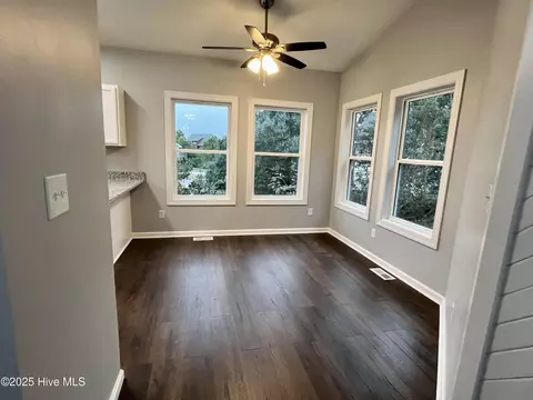 415 W Chowan St, Kill Devil Hills, NC 27948 photo 7
