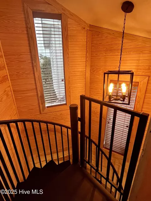 415 W Chowan St, Kill Devil Hills, NC 27948 photo 9