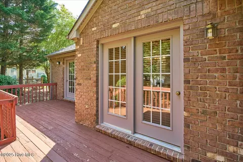 Exterior - 6 Elmhurst Pl, Pinehurst, NC 28374 photo 8 of 8