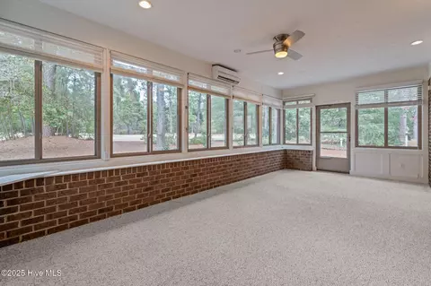 Exterior - 190 Midland Dr, Pinehurst, NC 28374 photo 2 of 10
