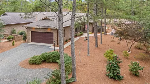 190 Midland Dr, Pinehurst, NC 28374