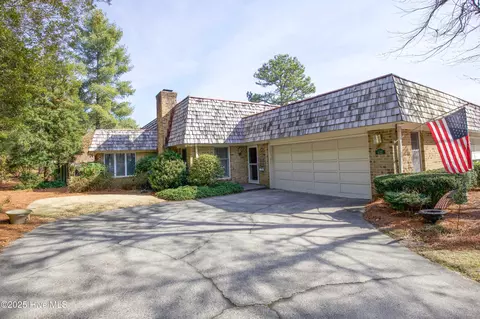 412 Love Forty Dr W, Pinehurst, NC 28374