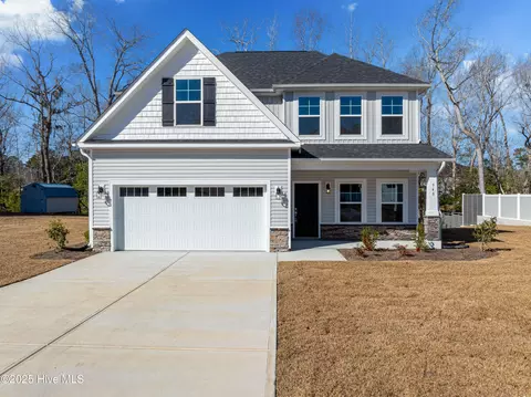 426 Eden Dr SW, Supply, NC 28462