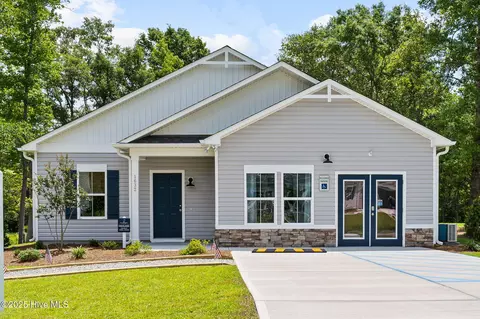 1632 Star Cross Dr SW #HOME 81, Shallotte, NC 28470