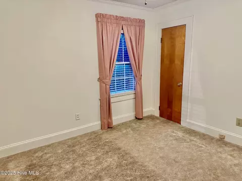 Bedroom - 405 E Simmons Ave, Williamston, NC 27892 photo 6 of 10
