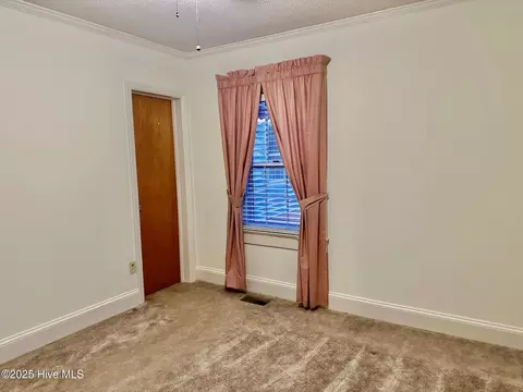 Bedroom - 405 E Simmons Ave, Williamston, NC 27892 photo 8 of 10