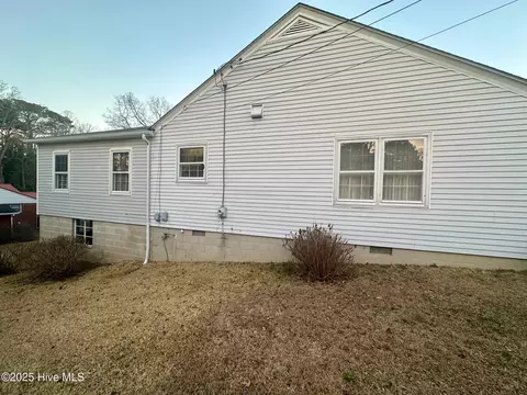 Other - 405 E Simmons Ave, Williamston, NC 27892 photo 3 of 6