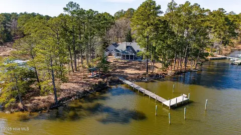 50 Windy Ct, Oriental, NC 28571