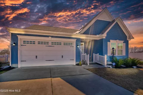 3403 Crow Point Way, Elizabeth City, NC 27909