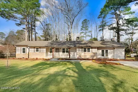 210 S General Lee Ave, Dunn, NC 28334