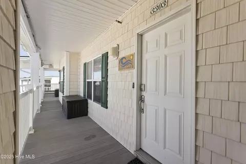 105 SE 58th St # 3303, Oak Island, NC 28465