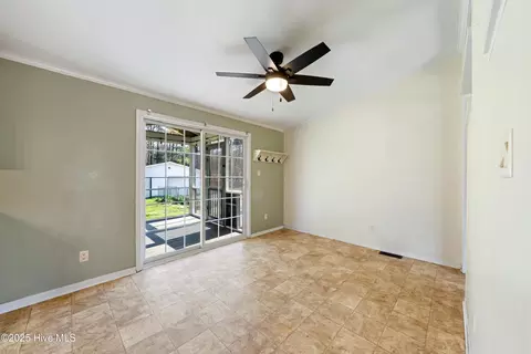 101 Shelley Rd, Hampstead, NC 28443 photo 10