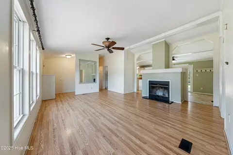 101 Shelley Rd, Hampstead, NC 28443 photo 7