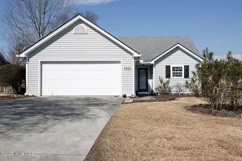 7405 Gilmore Dr, Wilmington, NC 28411