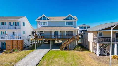 123 Tuna Dr, Holden Beach, NC 28462