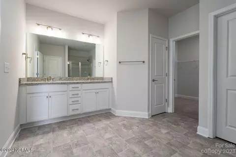 Entry Way - 163 Cherry Laurel Dr, Wallace, NC 28466 photo 2 of 3