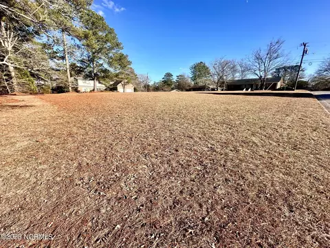 203 E Vance St, Williamston, NC 27892